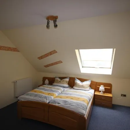 Haus Schnorbus Affittacamere 2*